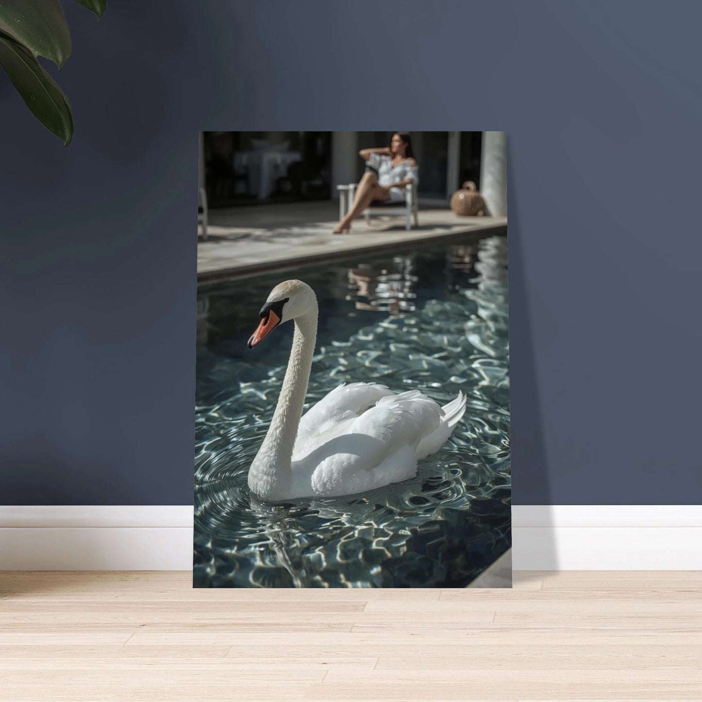 Svan i lyxig pool, elegant och fridfullt djurmotiv