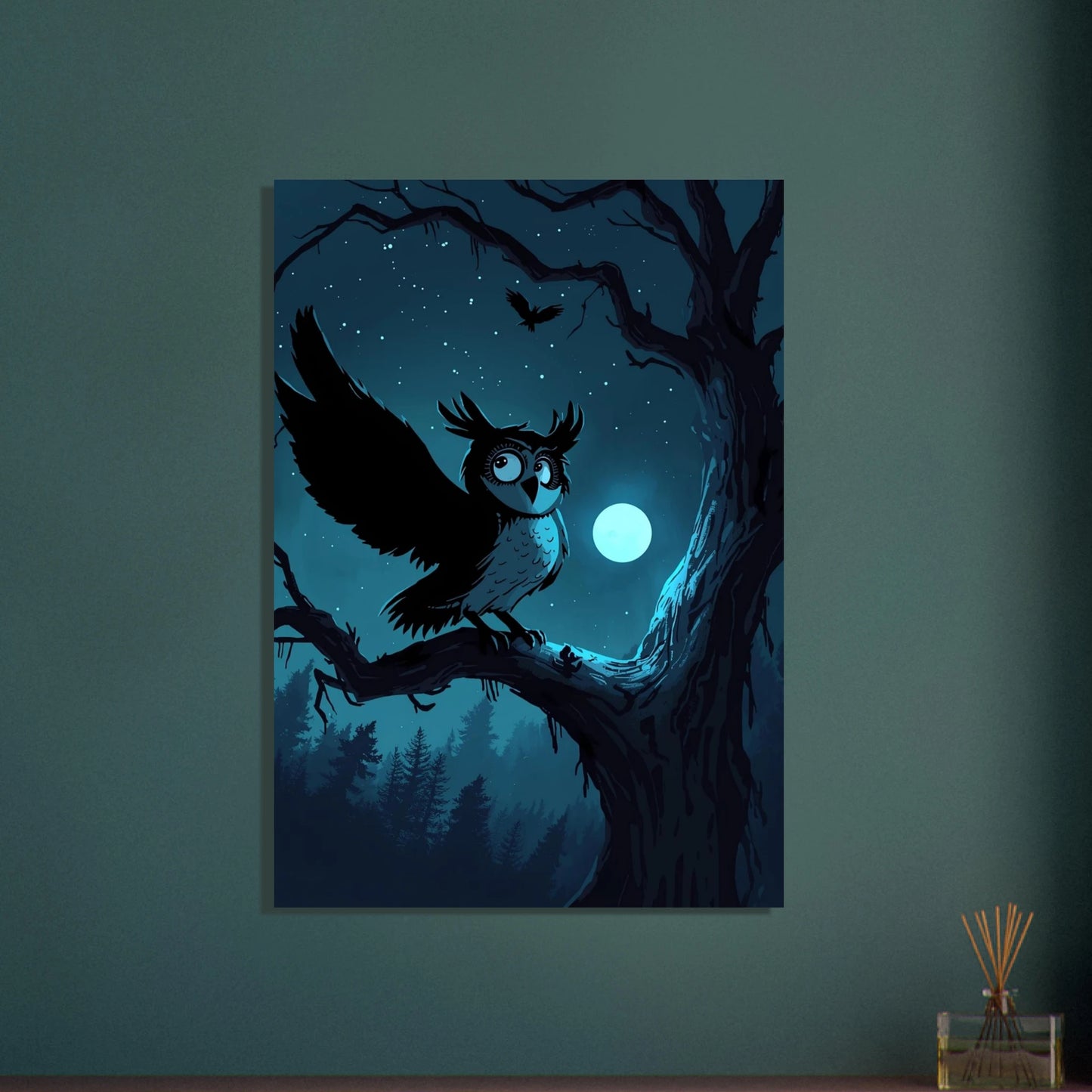 Uggla på gren under månsken, mystisk sagolik illustration