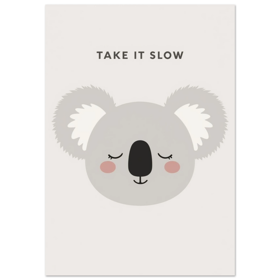 Grå koala med slutna ögon och texten Take it slow