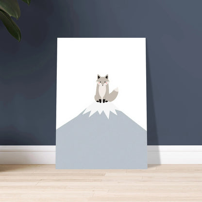 Minimalistisk räv på bergstopp, skandinavisk illustration, lugn stämning