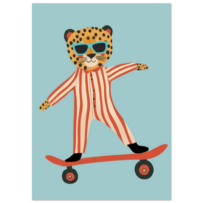 Barnposter med en leopard på skateboard i randig dräkt