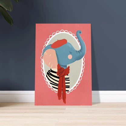 Inredningsbild med elefantposter lutad mot mörkblå vägg i barnrum