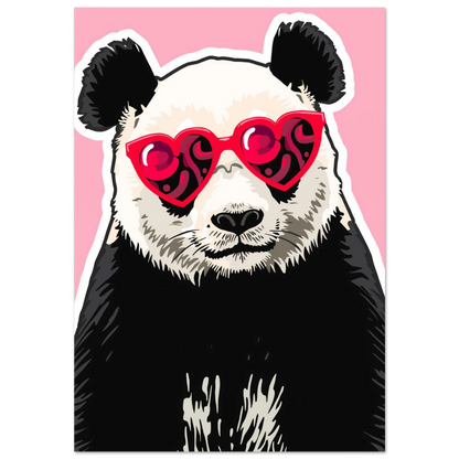 Panda med röda hjärtformade solglasögon mot rosa bakgrund – lekfull djurposter