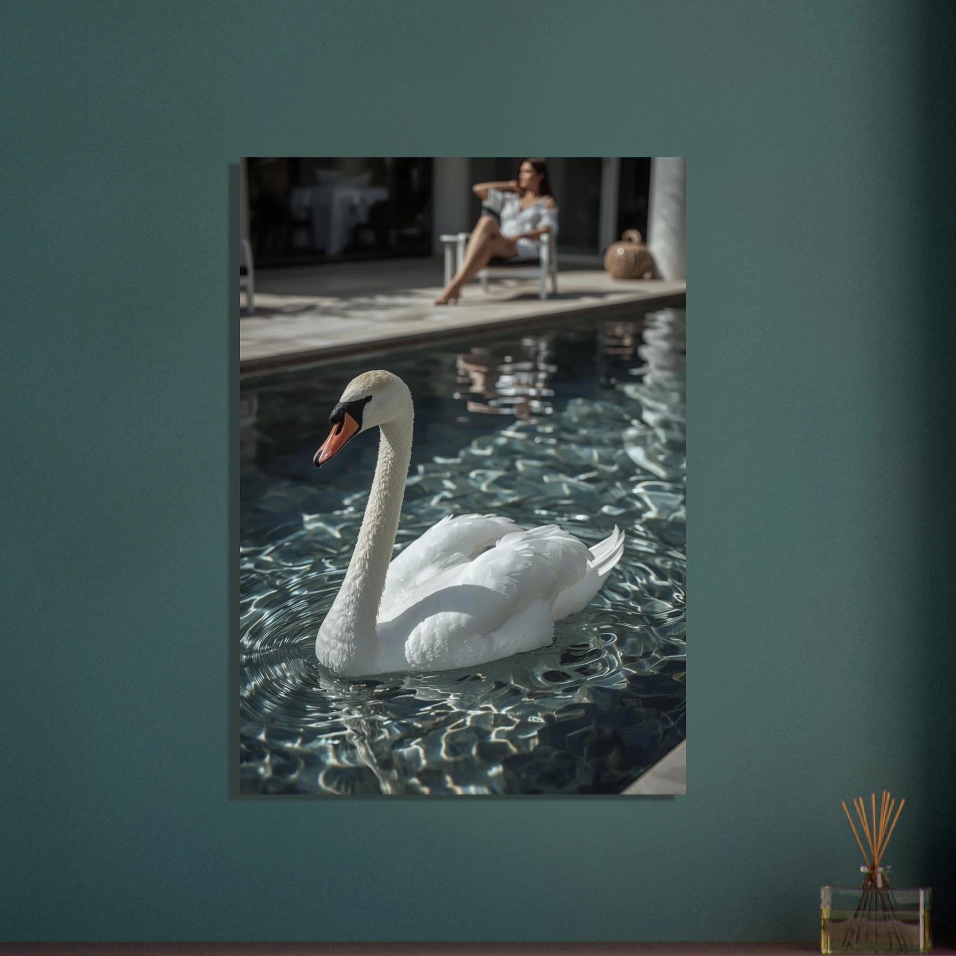 Svan i lyxig pool, elegant och fridfullt djurmotiv