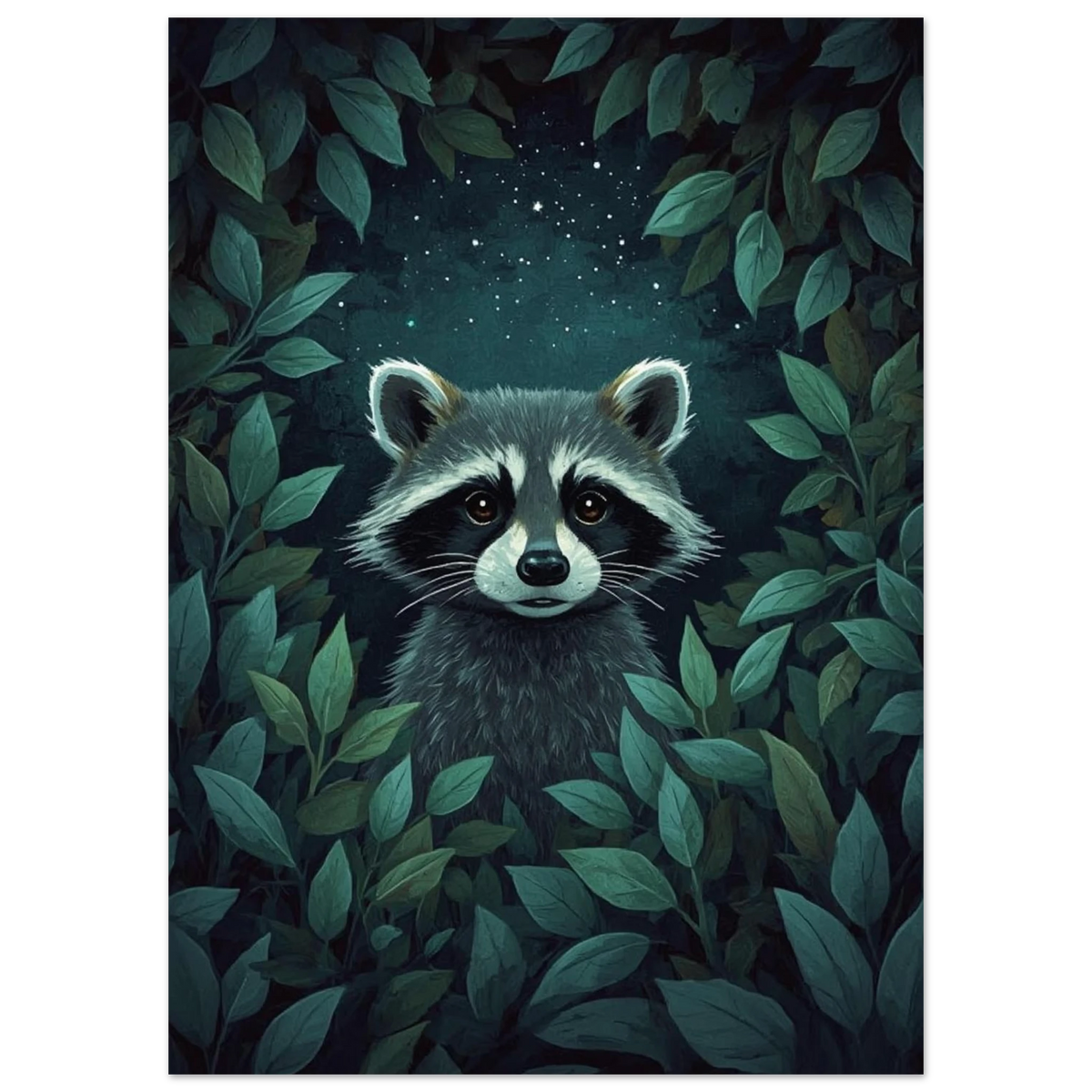 Nattlig illustration av en tvättbjörn omgiven av djupgröna blad och stjärnor