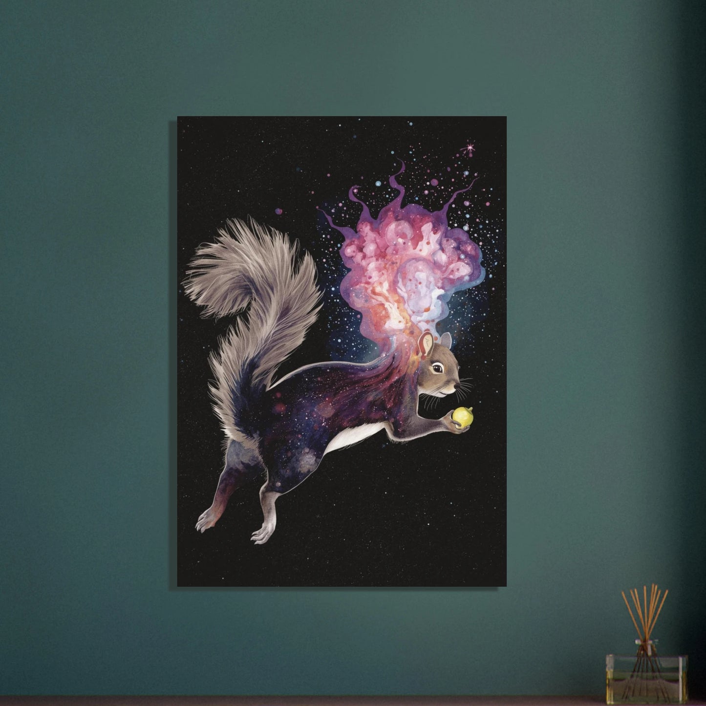 Kosmisk ekorre med galaxmönster och färgstarka nebulosor i rymden