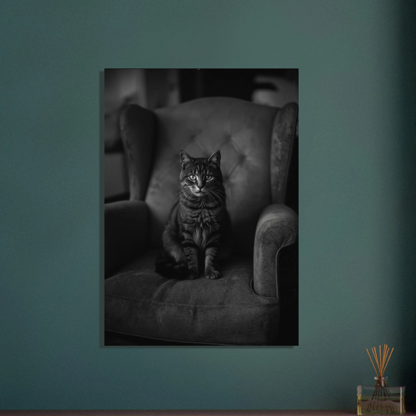 Katt i cutpaper-stil, lugn och konstnärlig, blå och orange toner
