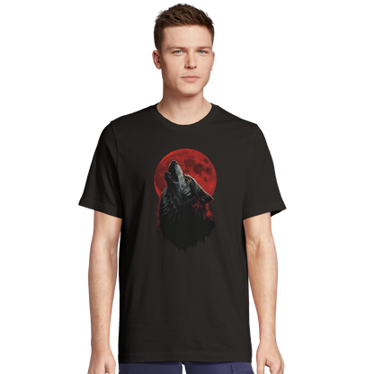 Man bär svart t-shirt med ylande varg och blodmåne-motiv, sett framifrån – Tecknad t-shirt