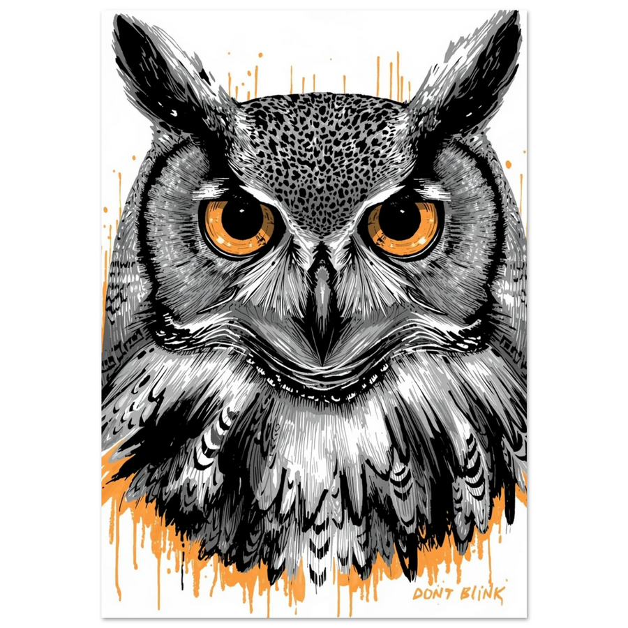 Intensiv uggleblick med orange ögon – grafisk illustration i svartvitt