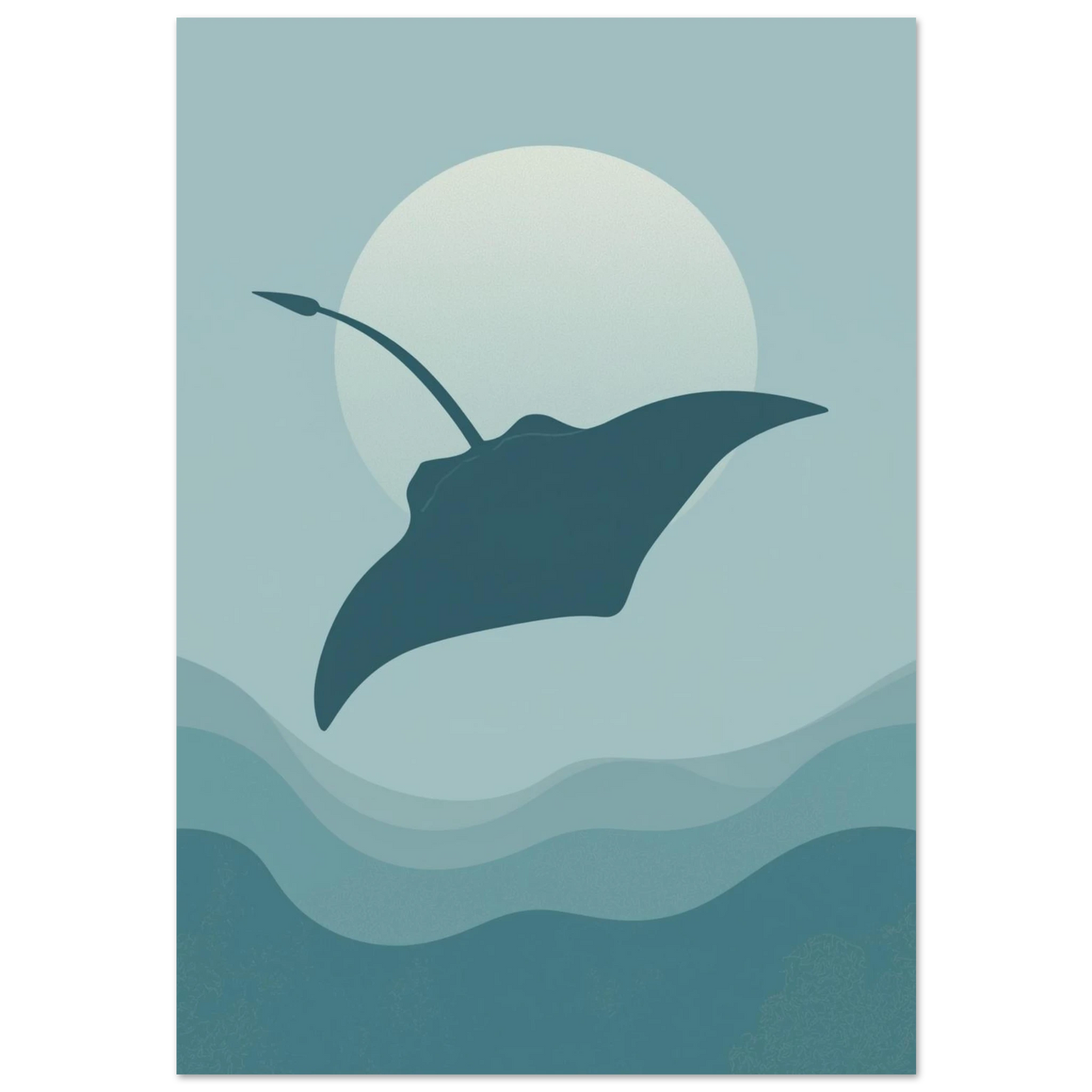 Mantarocka som simmar framför en stor måne – minimalistisk blå djurposter