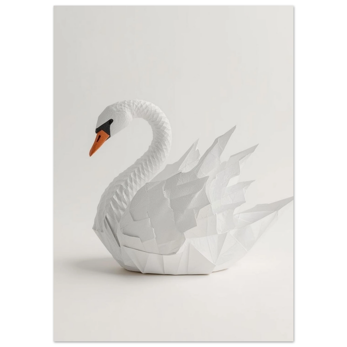 Närbild på pappersvikt svan, konstnärlig origami-poster med orange näbb