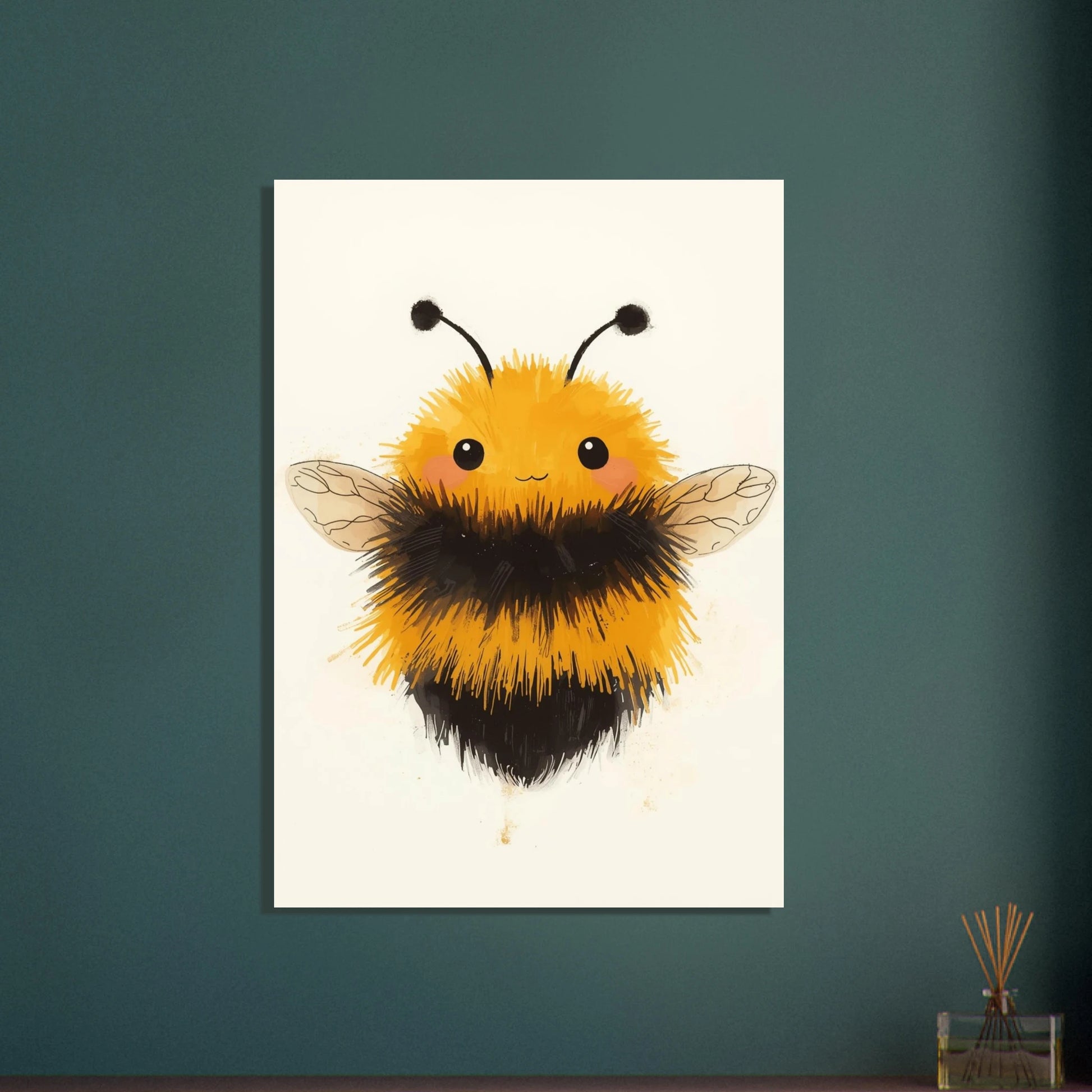 Söt fluffig humla i gouache-stil med stora ögon