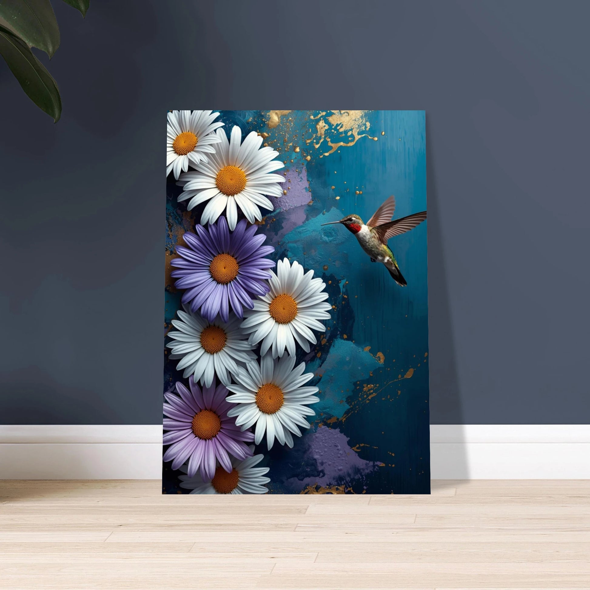 Kolibri bland vita och lila blommor på abstrakt bakgrund.